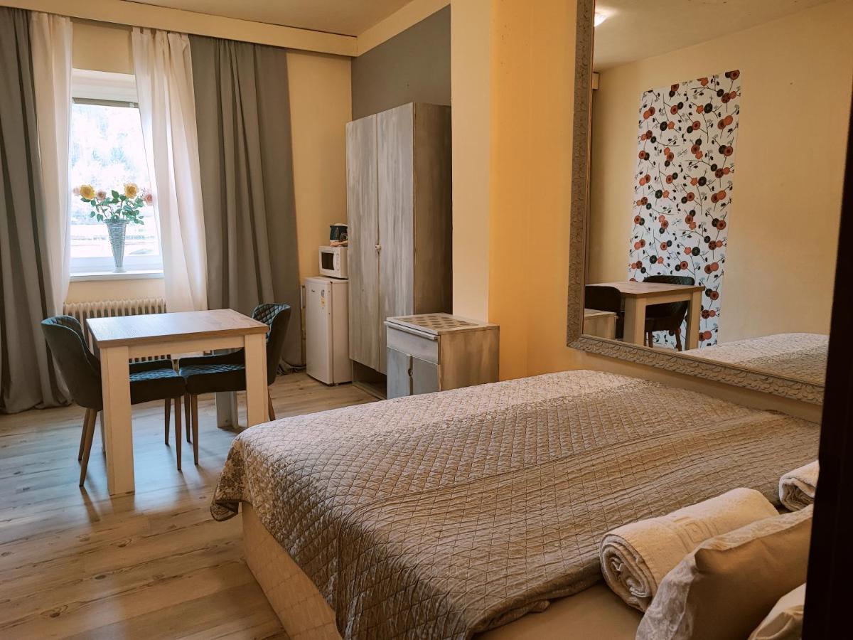 Penzion Privoz Hřensko Exterior foto