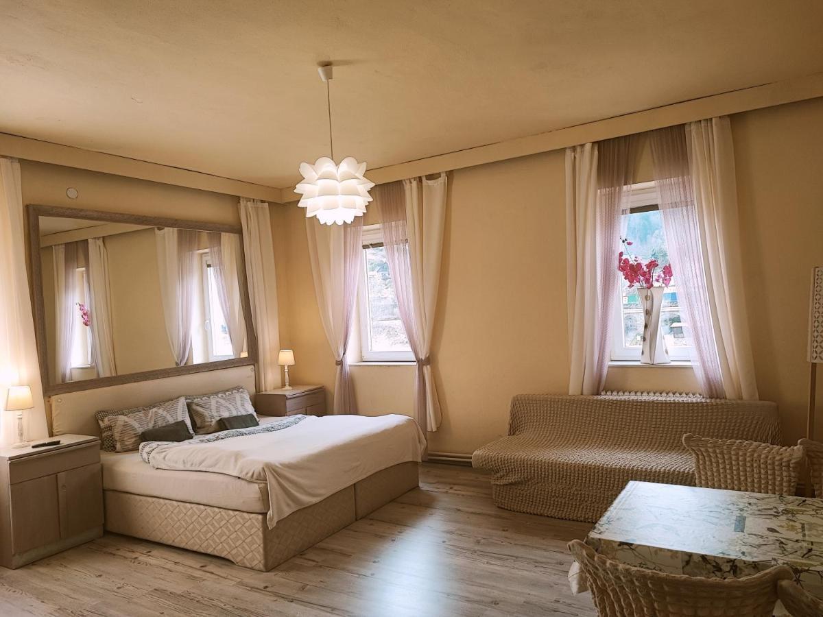 Penzion Privoz Hřensko Exterior foto