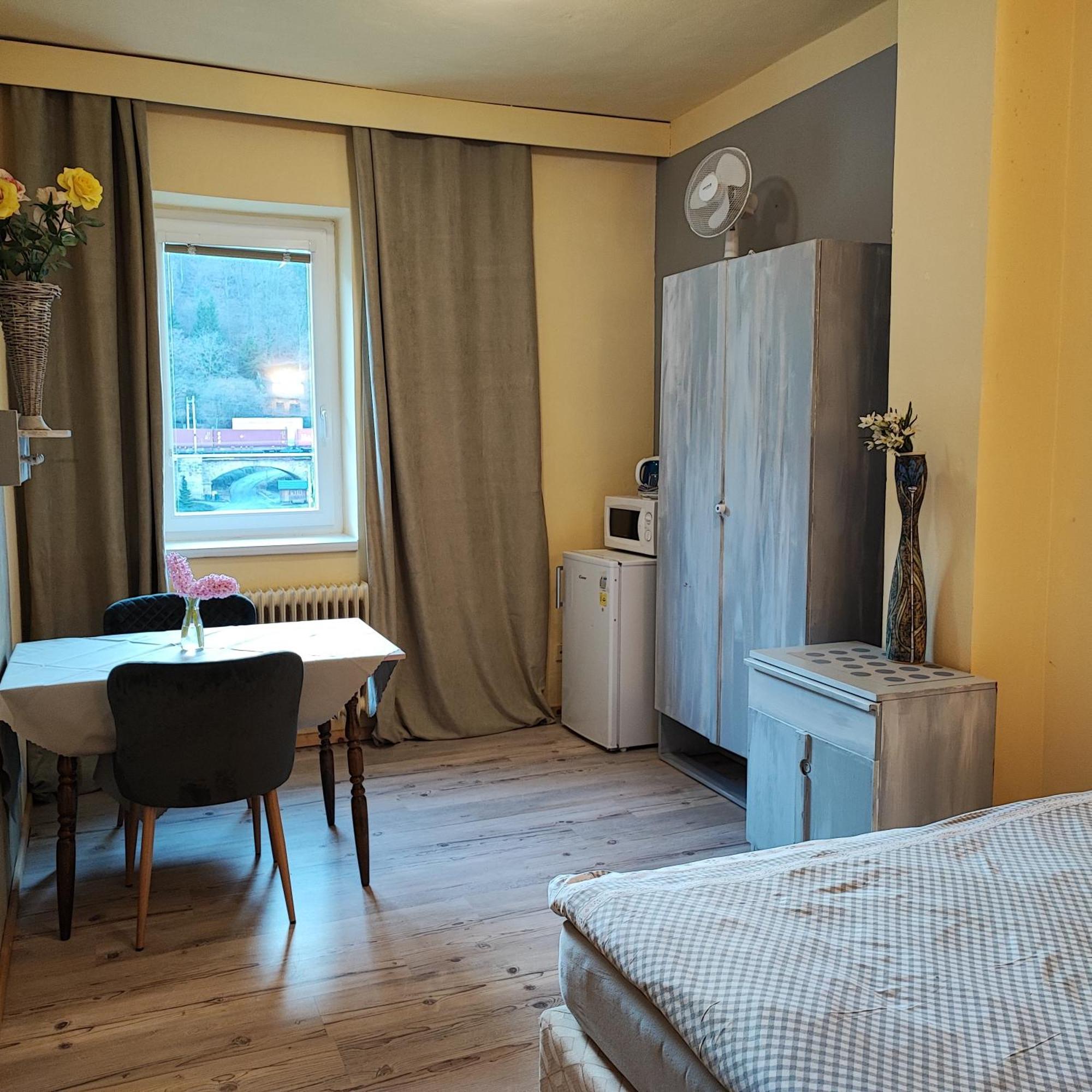 Penzion Privoz Hřensko Zimmer foto